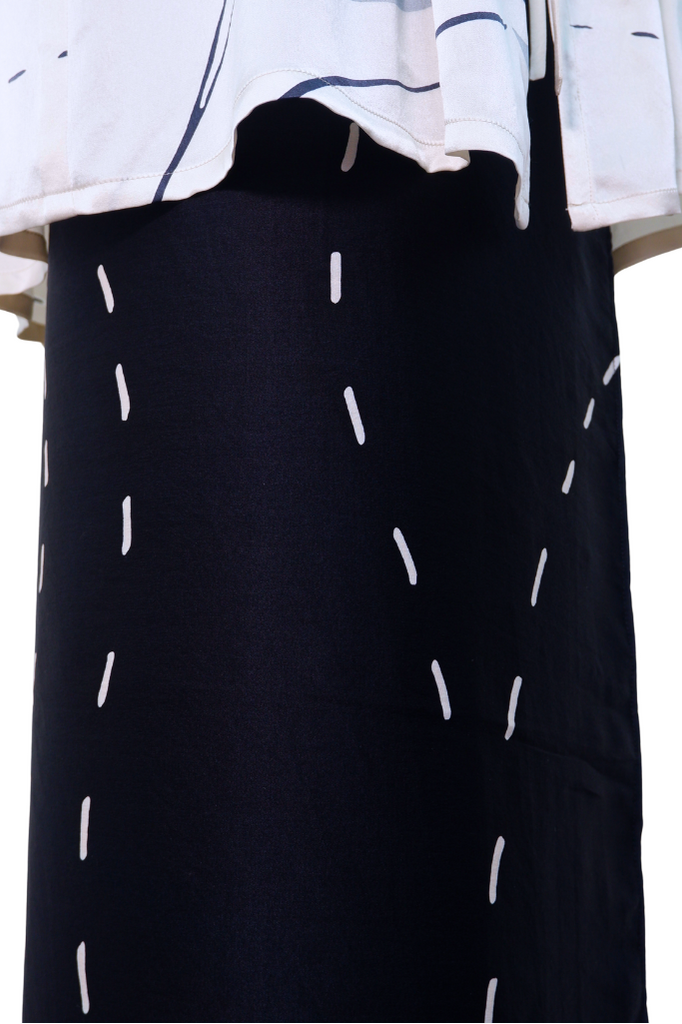 Sleeveless Blouse & Pareo Batik Ensemble