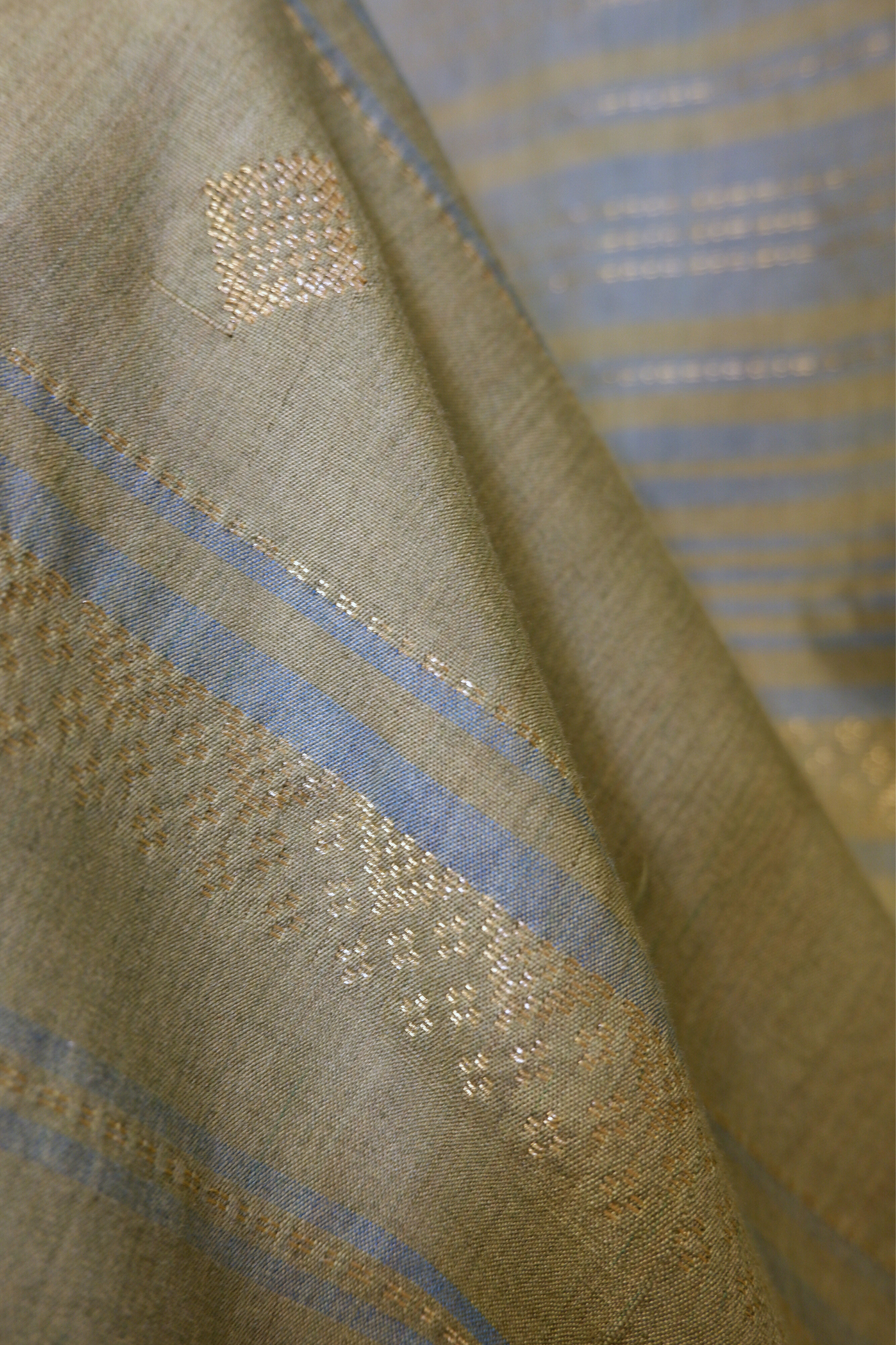 Loose Fabric of Length in Royal Pahang Weave