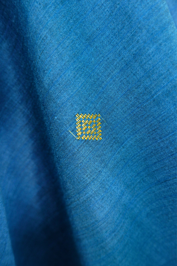 Loose Fabric of Length in Royal Pahang Weave