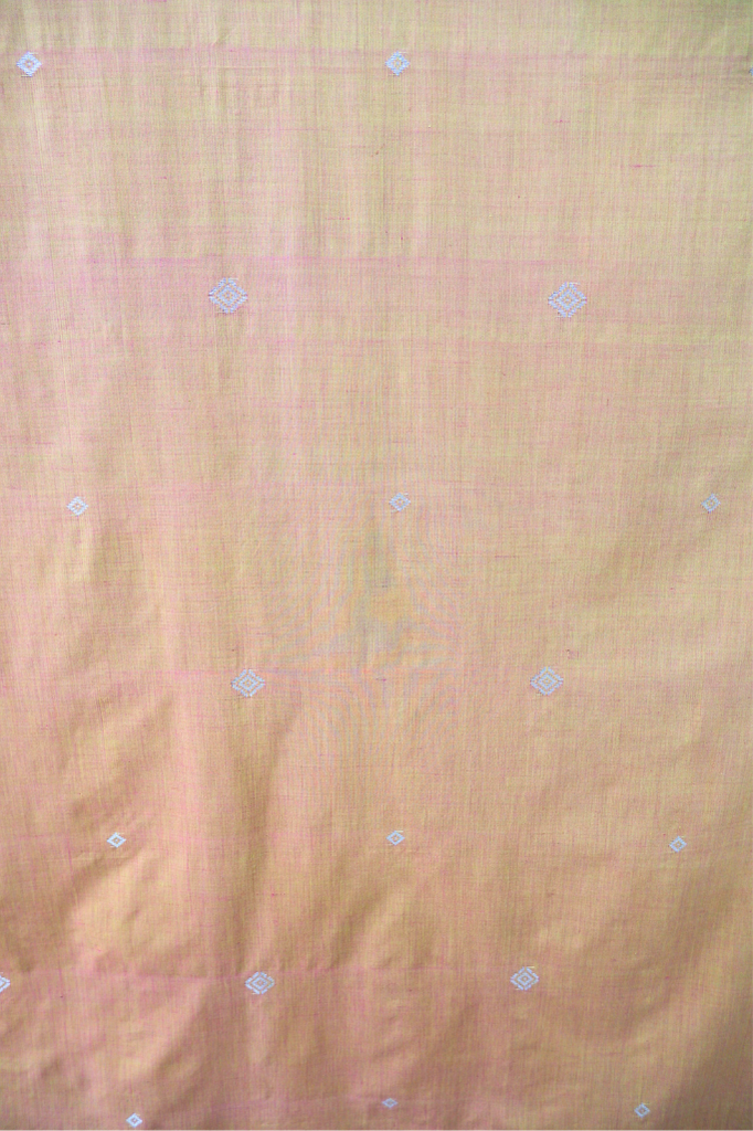 Peach Dual-Tone Loose Fabric Length in Royal Pahang Weave (4.5m)