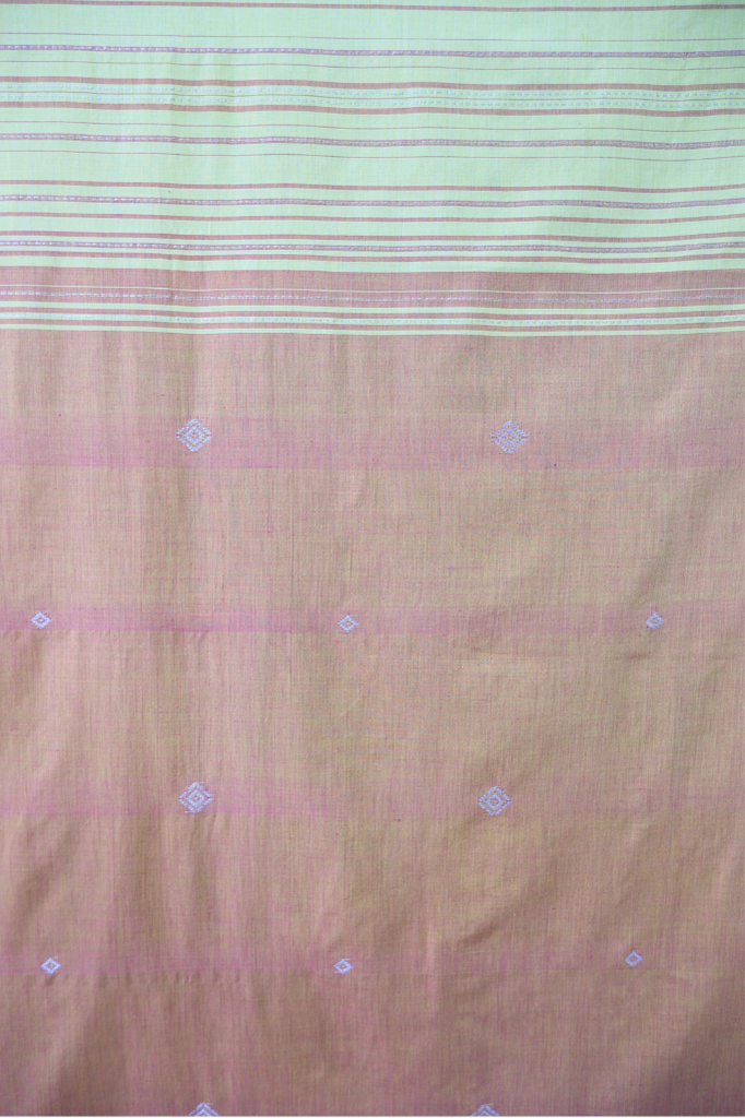 Peach Dual-Tone Loose Fabric Length in Royal Pahang Weave (4.5m)