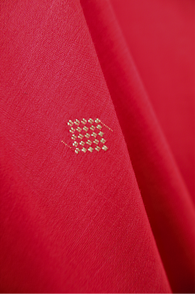 Red Loose Fabric Length in Royal Pahang Weave (4.5m)