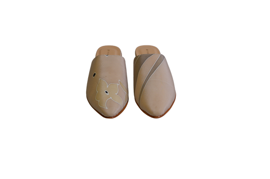 Beige Alhambra Mules