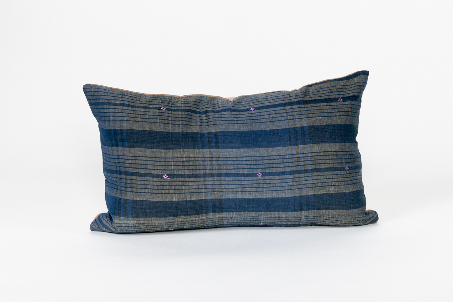 Long Tenun Pillowcase