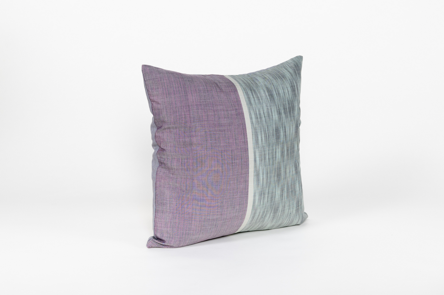 Square Tenun Pillowcase
